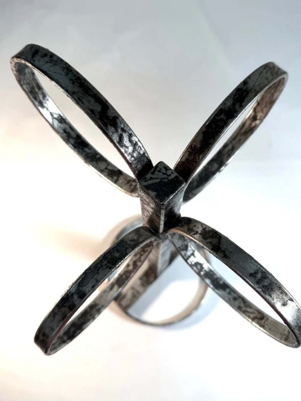 Vintage Silver Metal Guest Towel Holder 4 Rings H'wood Regency, Florentine